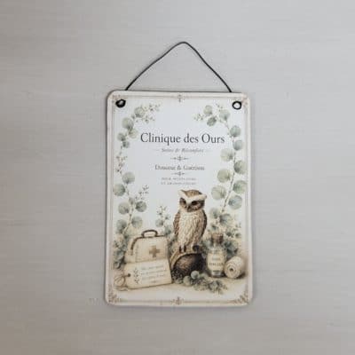 Miniatuur wandbord 'Clinique des Ours' - 1:12